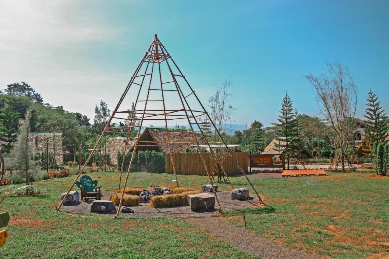 Yellowstone Camps Resort Khao Yai ปากช่อง ภายนอก รูปภาพ